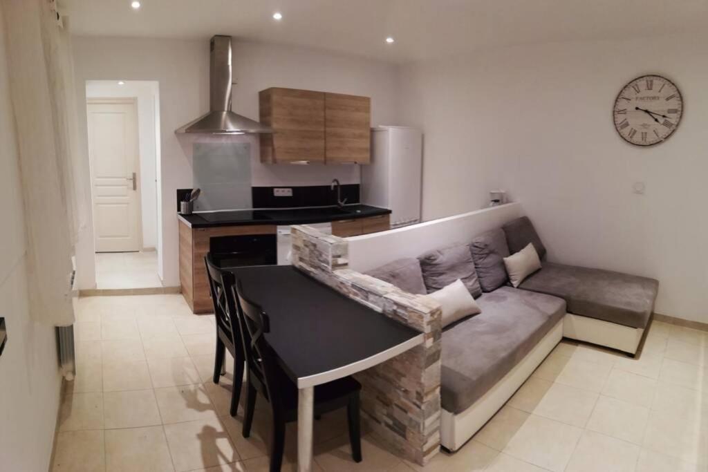Appartement T2 Rez De Villa Proche Bord De Mer Le Pradet Dış mekan fotoğraf